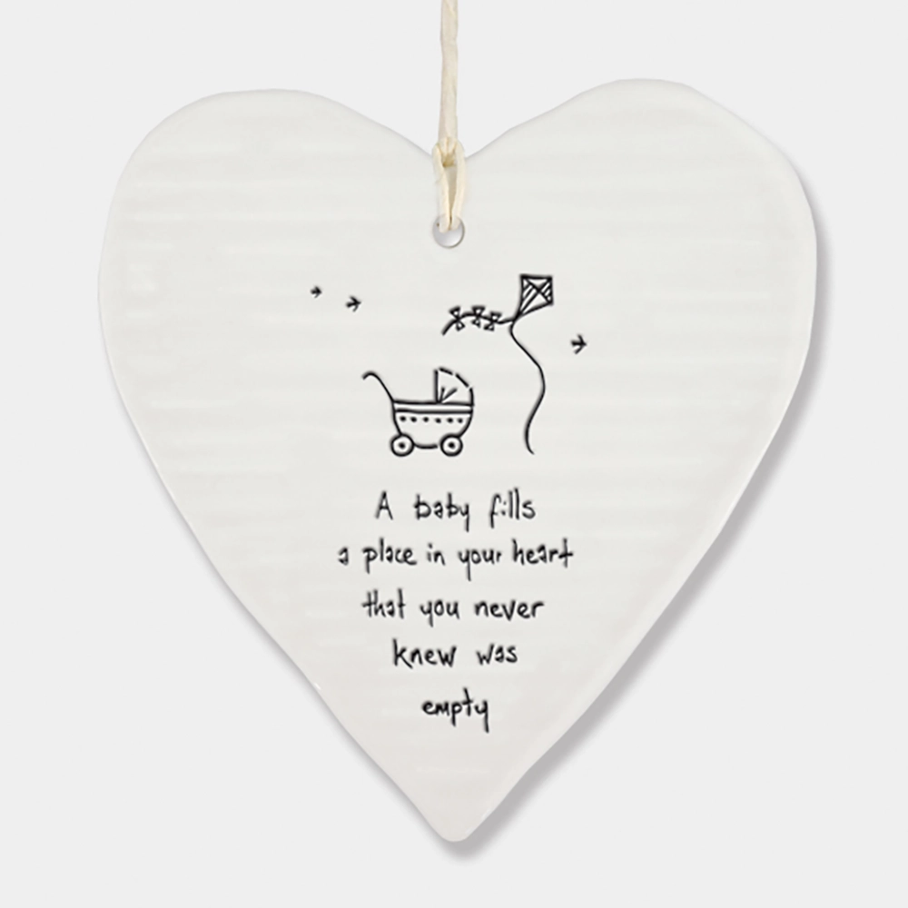 4593-Coração-de-Porcelana-A-Baby-Fills-A-Place-1