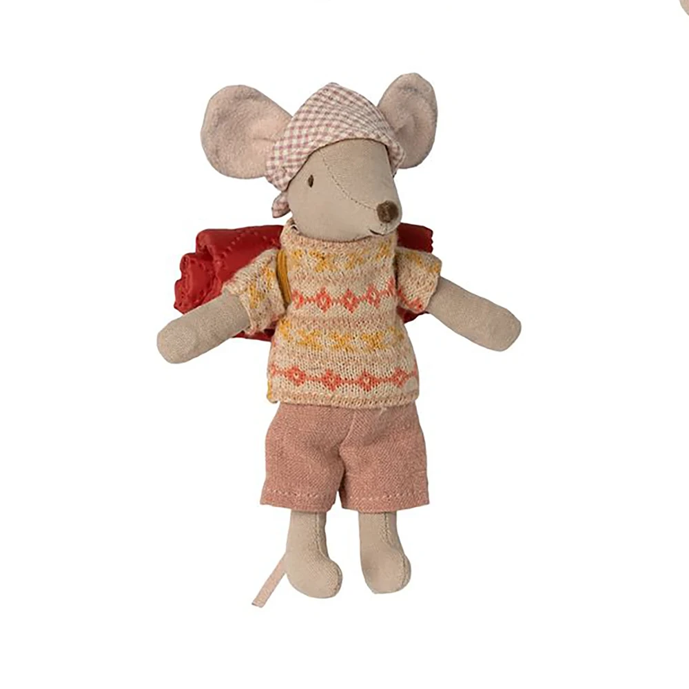 6016-Irma-Mais-Velha-Ratinho-Caminhante-Maileg