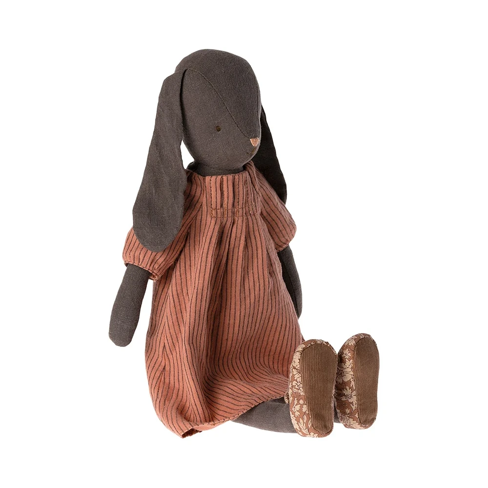 6170-Bunny-Chocolate-Maileg-Chocolate-Tamanho-3-Vestido-Riscas-2